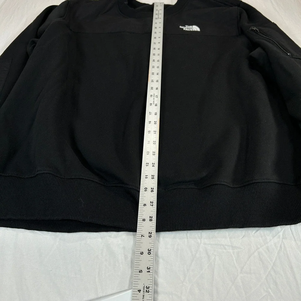 The North Face Mens XXL Black Fleece Crewneck Sweatshirt Utility Pocket